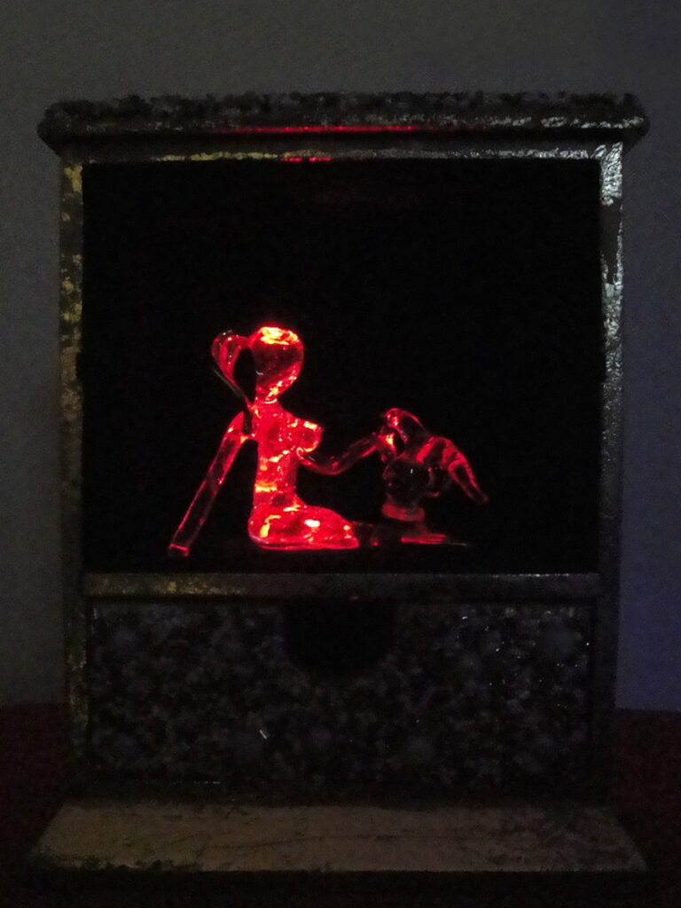 Ariel-Led - Lady in Red