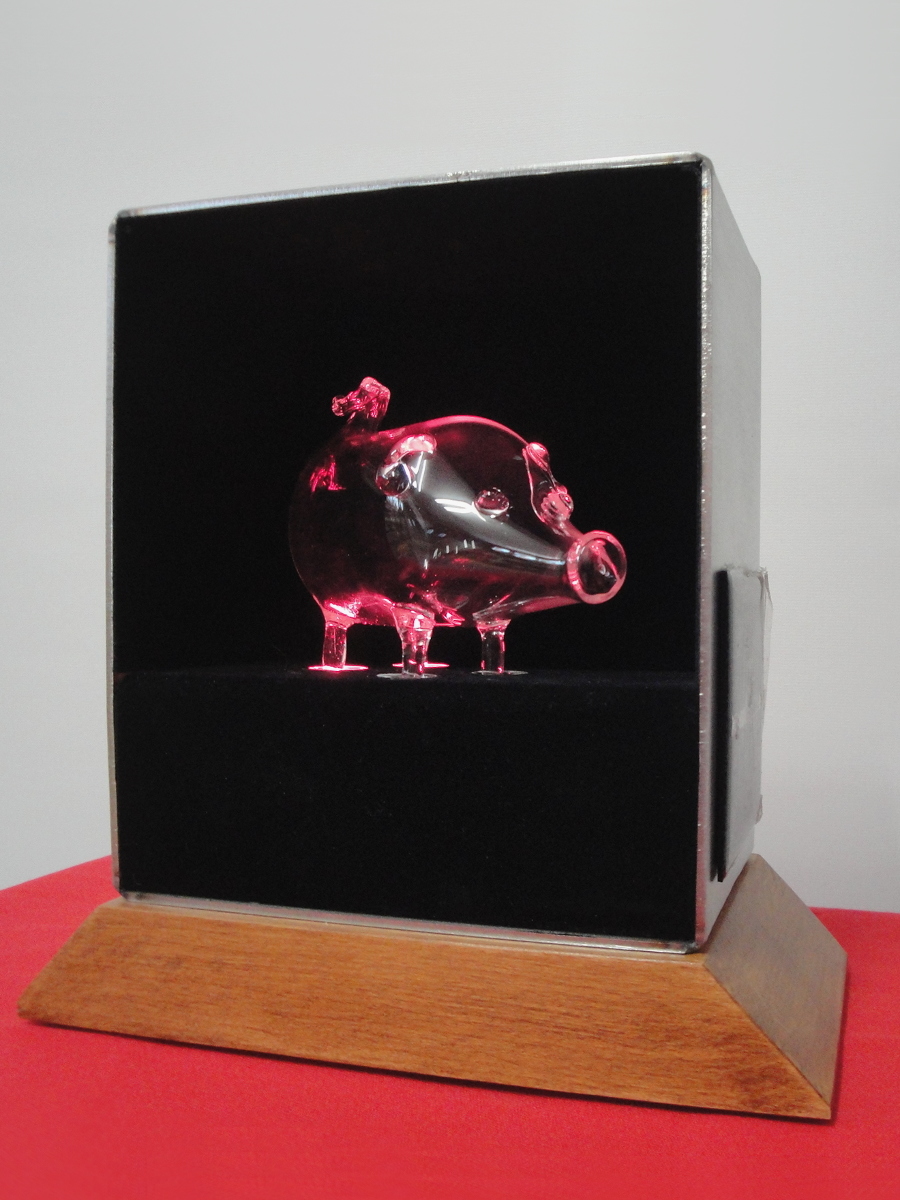Edelstall mit PigLed, rote Phase
